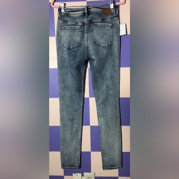 NWT Mavi Low Rise Trouser Alissa Jeans in Acid Wash Denim - Size 4 / 27 - Picture 2 of 5